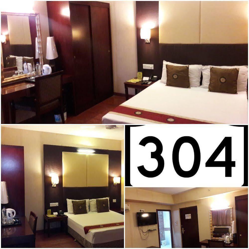 Astoria Hotel Колката Екстериор снимка